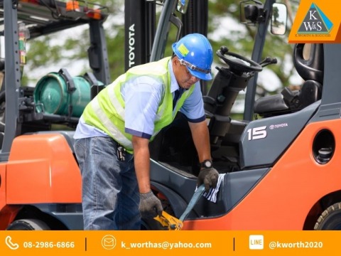 ส่งรถโฟล์คลิฟท์ถึงโรงงาน พร้อมช่าง